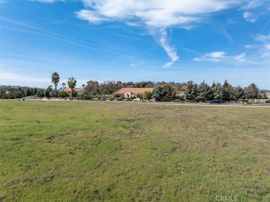 1810 Laguna Del Campo