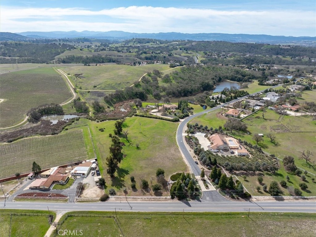 1810 Laguna Del Campo