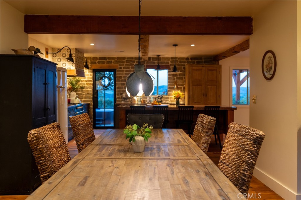 7455 Bella Vista Road