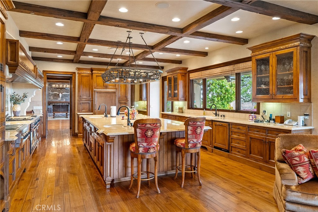 76525 Interlake Road