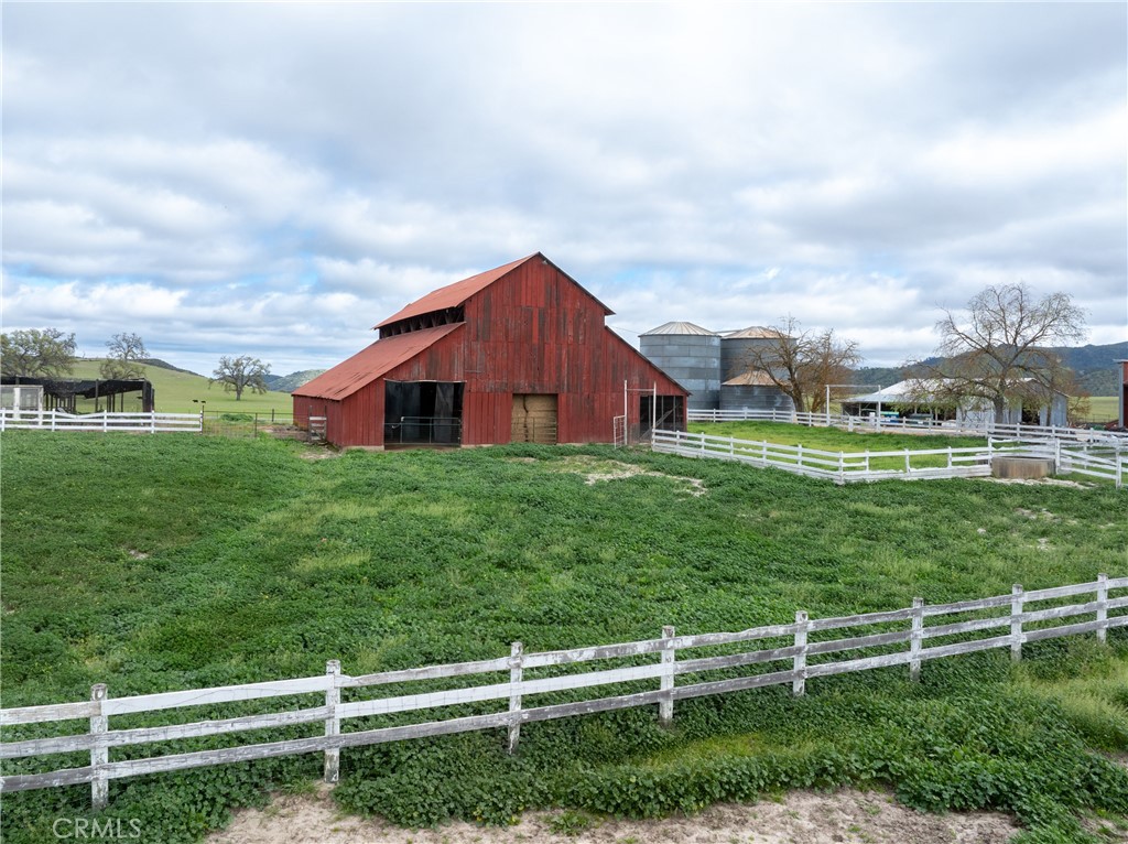 76525 Interlake Road