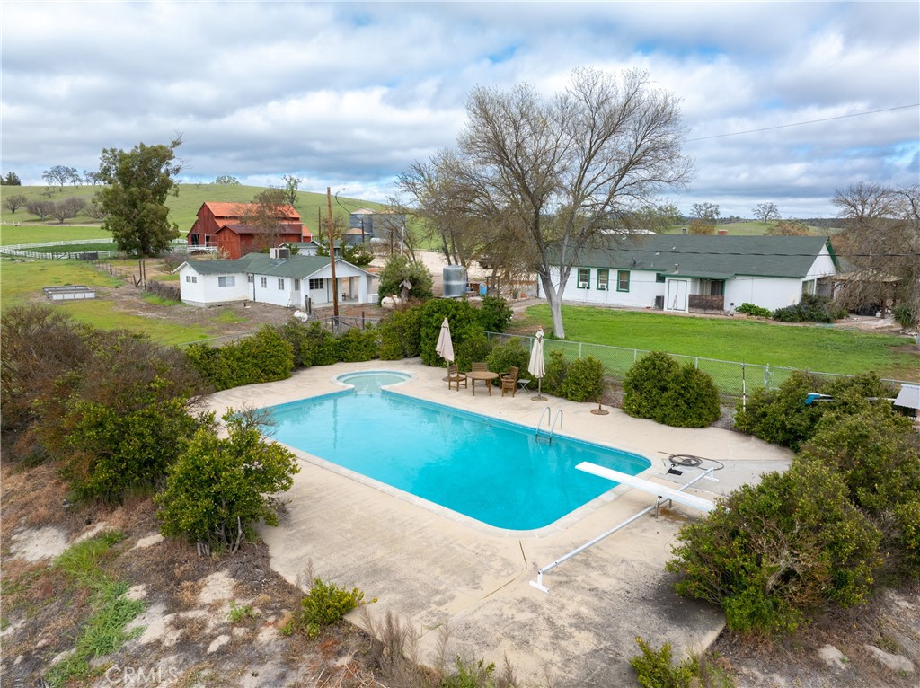 76525 Interlake Road