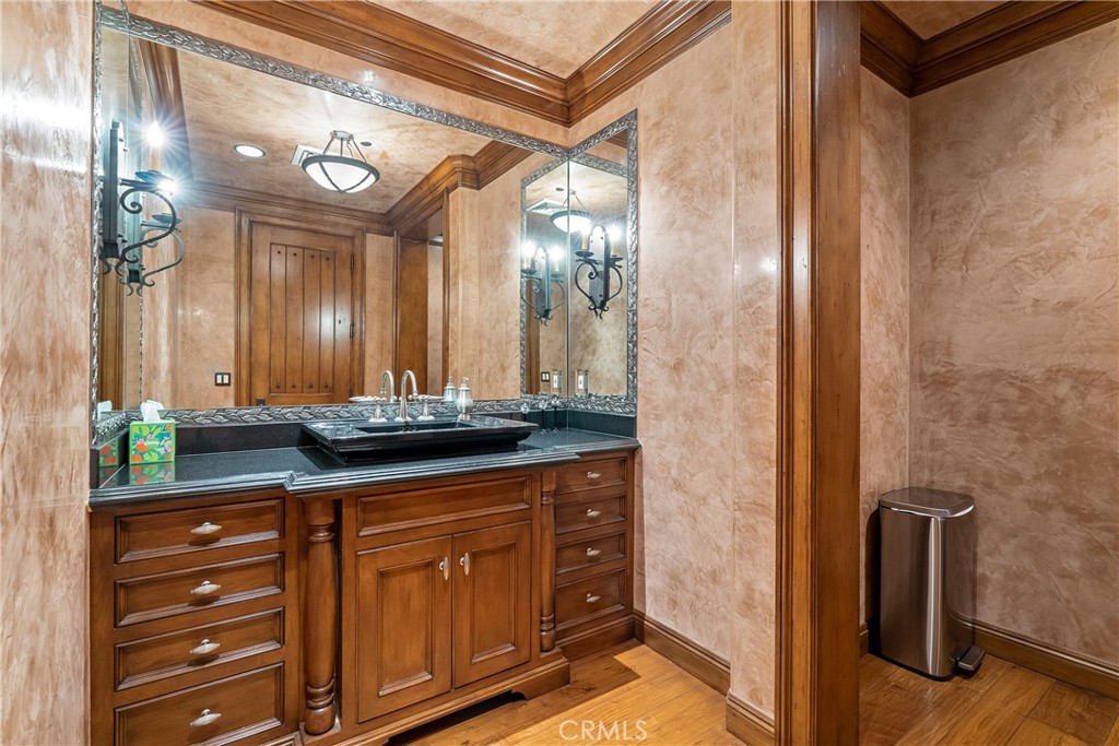 76525 Interlake Road