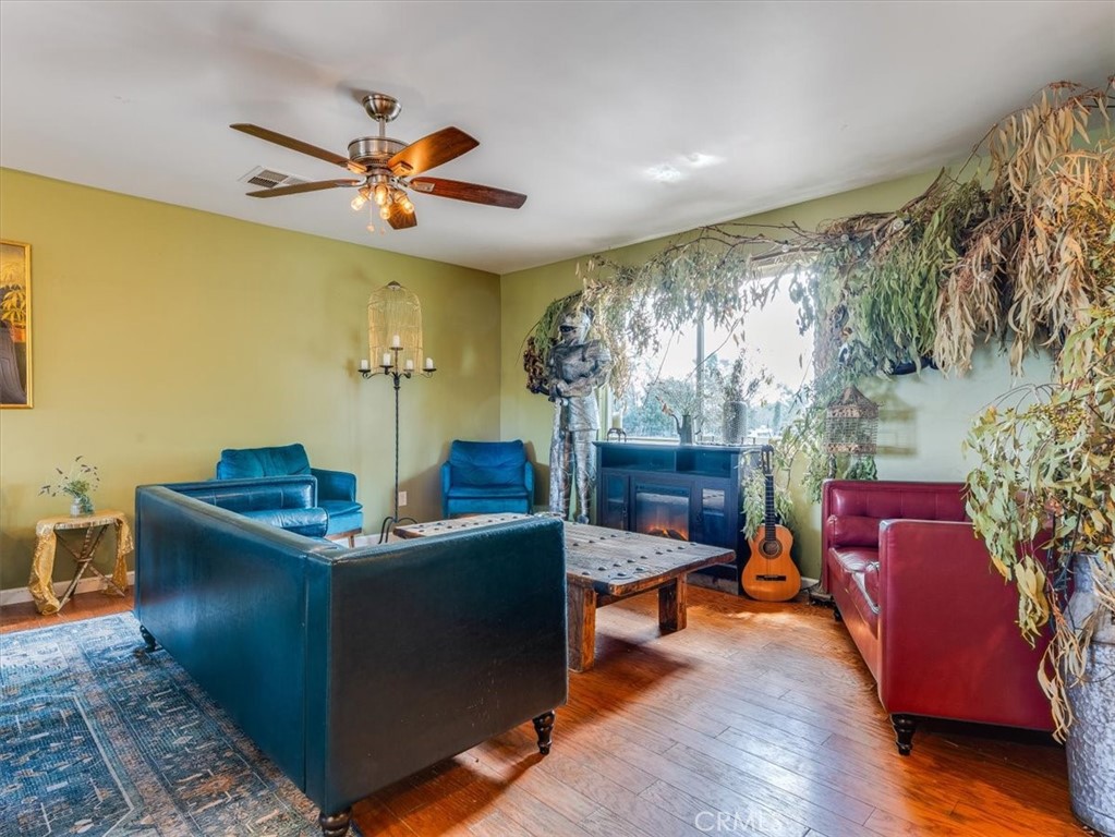 76284 Bryson Hesperia Road