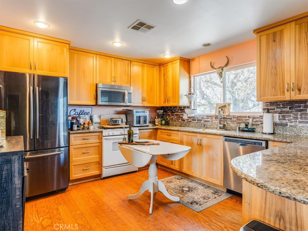 76284 Bryson Hesperia Road