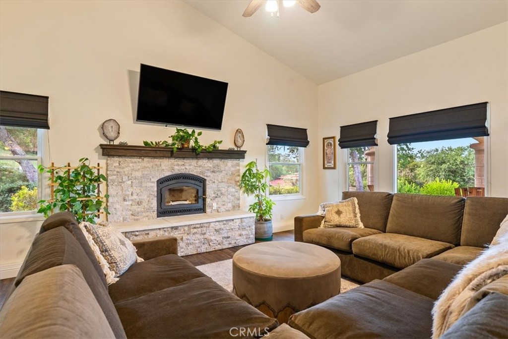 851 Spring Creek Way