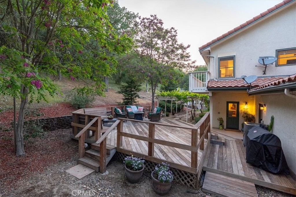 851 Spring Creek Way