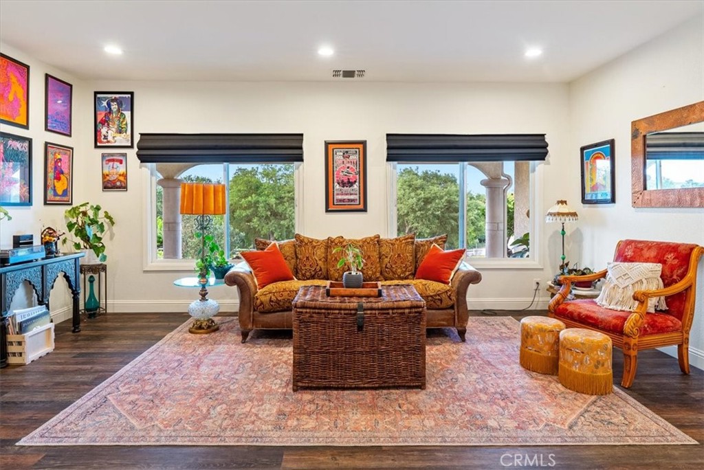 851 Spring Creek Way