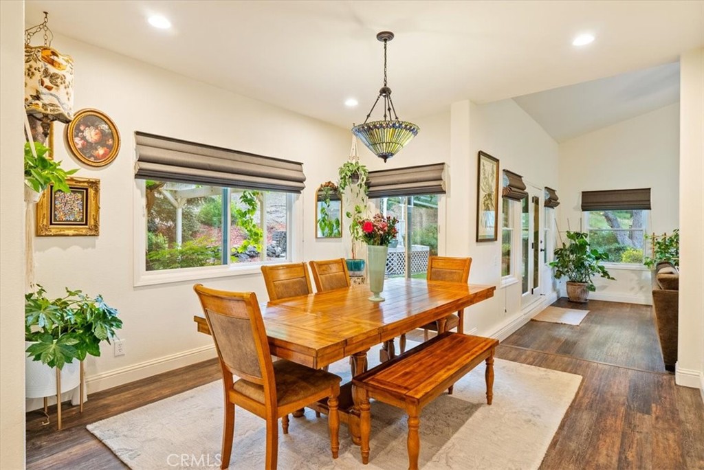 851 Spring Creek Way