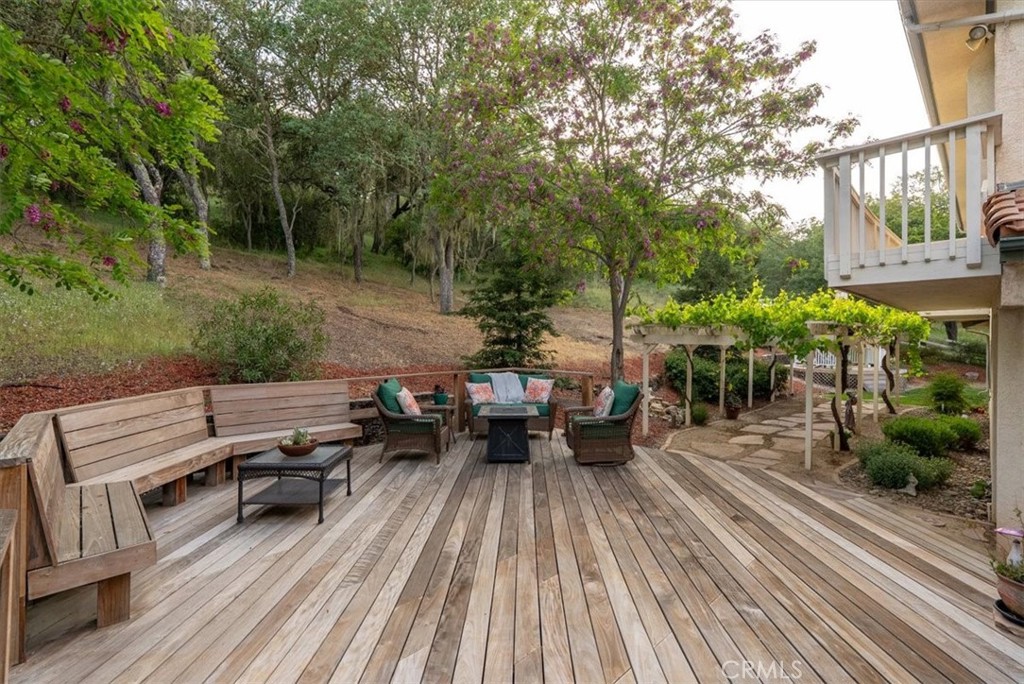 851 Spring Creek Way