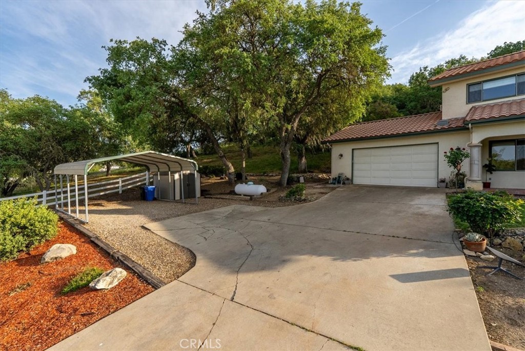 851 Spring Creek Way