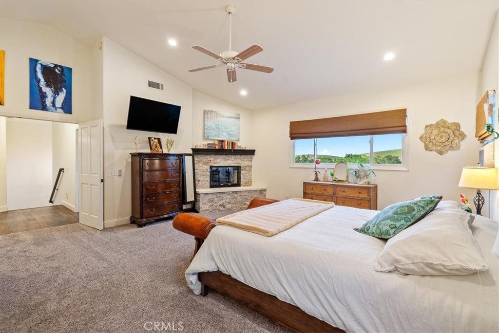 851 Spring Creek Way