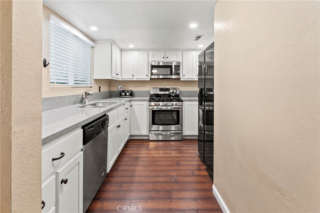 10 Quail Ridge Drive