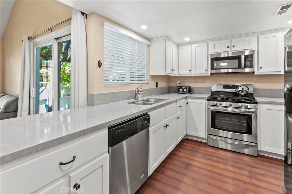 10 Quail Ridge Drive