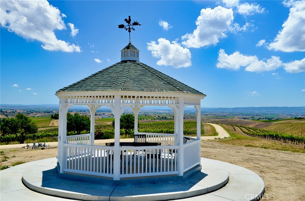 6320 Von Dollen Road