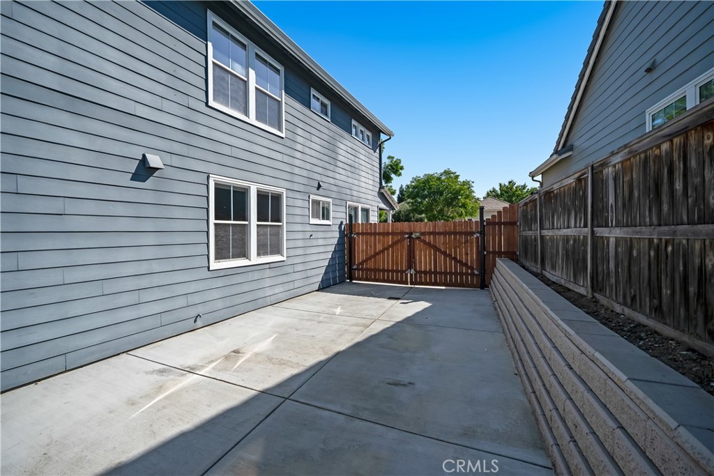 221 Silver Oak Drive