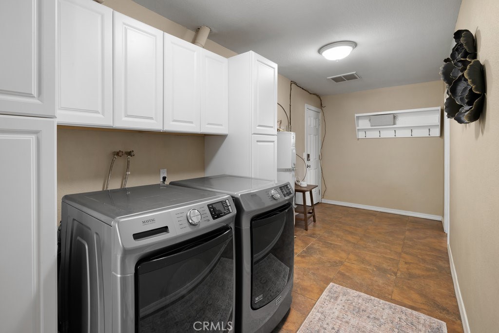 3545 Blackhawk Drive