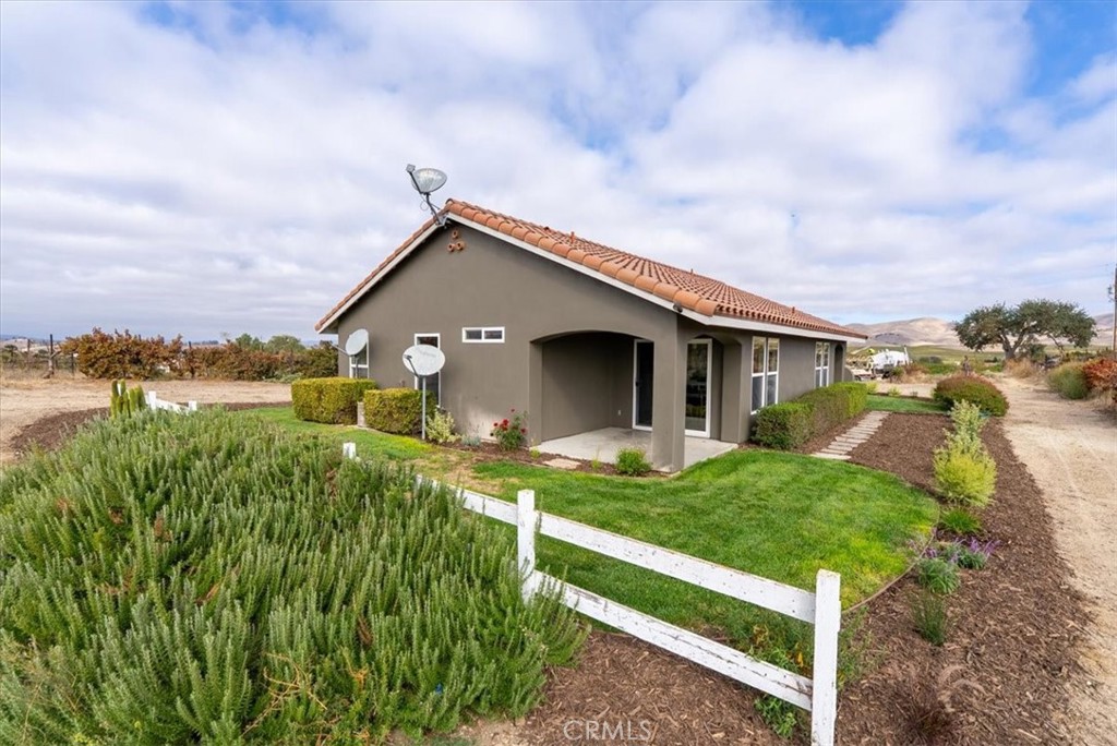 8375 Magdalena Drive