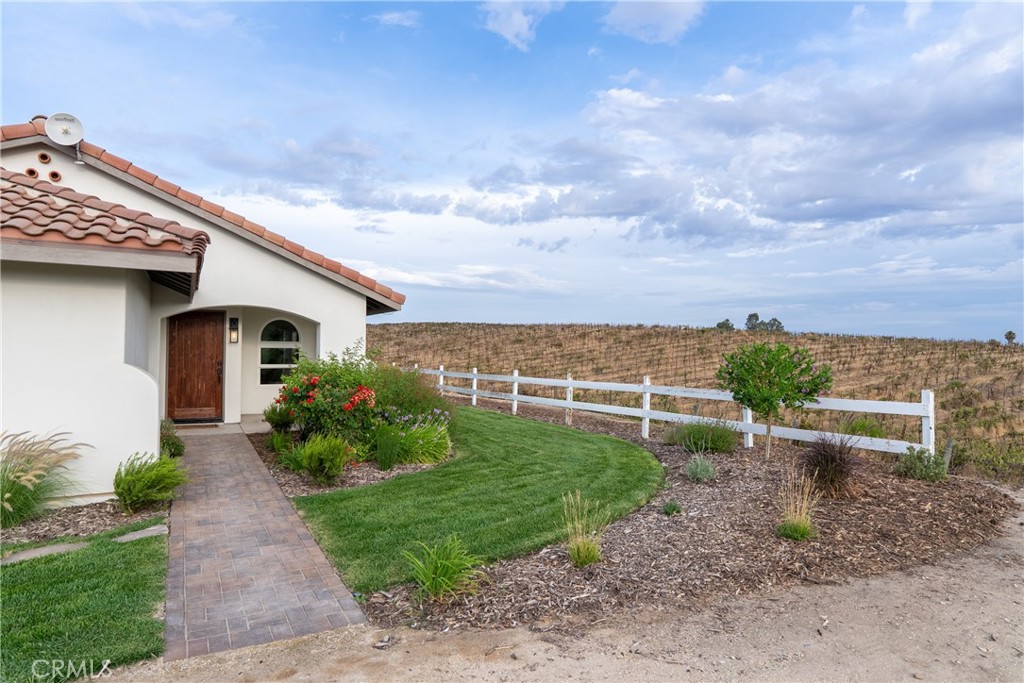 8415 Magdalena Drive