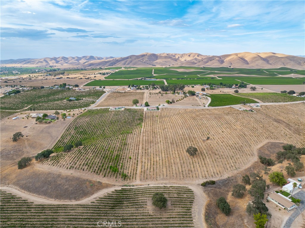 8415 Magdalena Drive