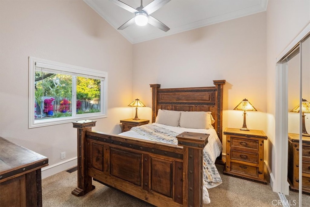 5282 Hillcrest Drive