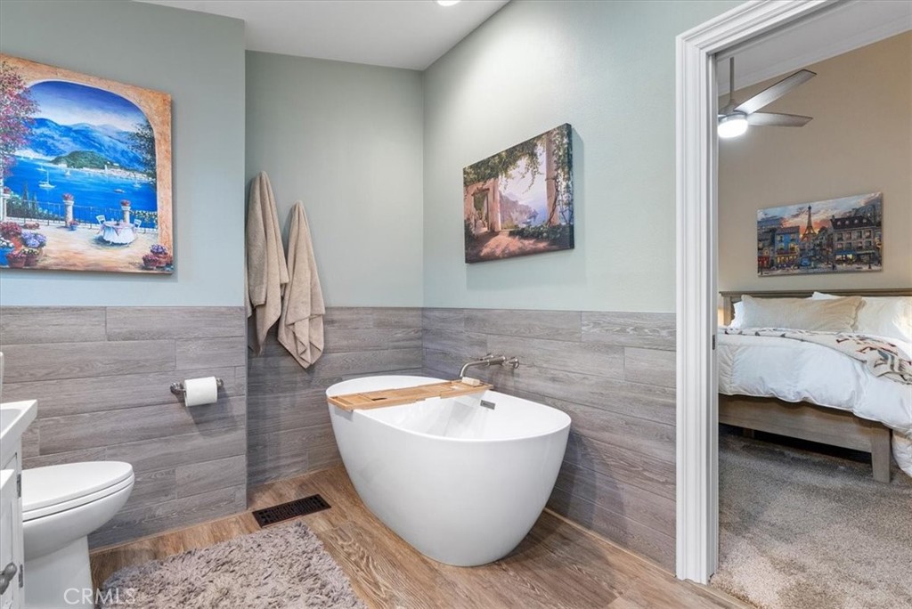 5282 Hillcrest Drive