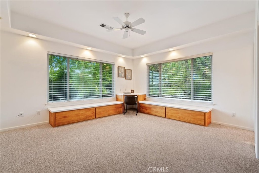 4242 Las Tablas Willow Creek Road