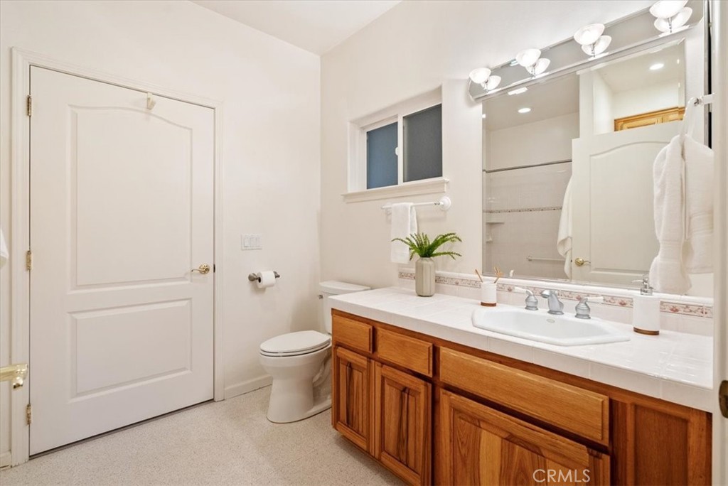 4242 Las Tablas Willow Creek Road