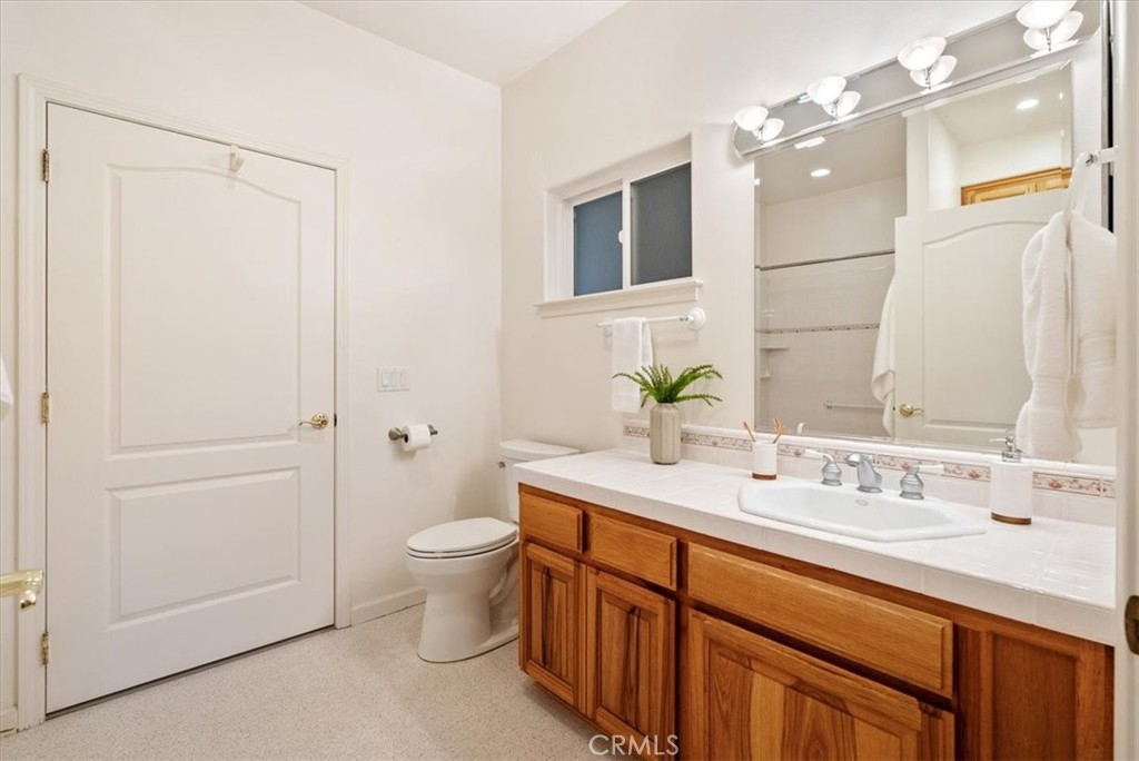 4242 Las Tablas Willow Creek Road