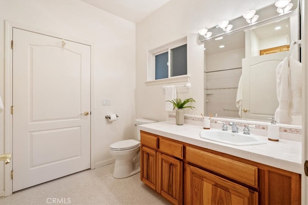 4242 Las Tablas Willow Creek Road