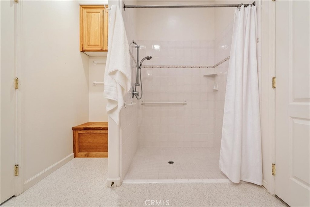 4242 Las Tablas Willow Creek Road