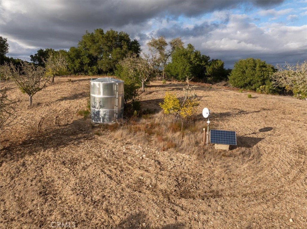 4242 Las Tablas Willow Creek Road