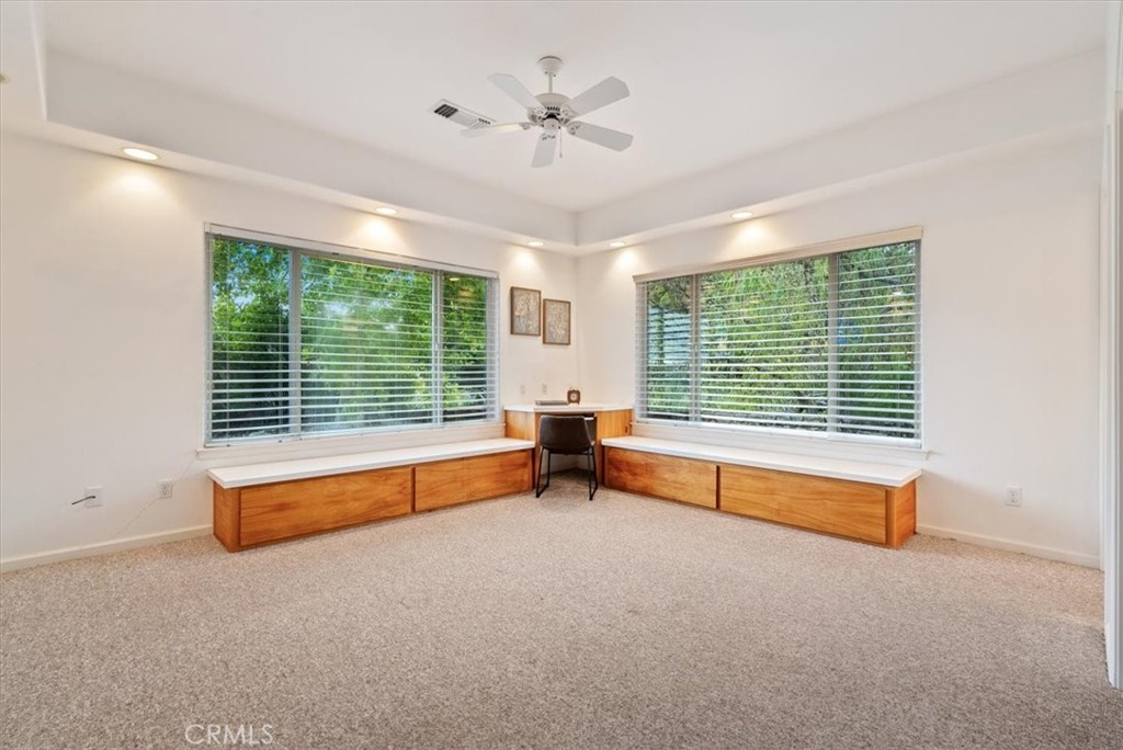4242 Las Tablas Willow Creek Road