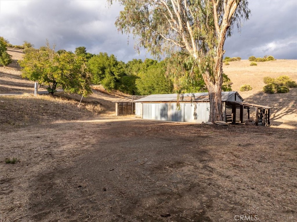 4242 Las Tablas Willow Creek Road