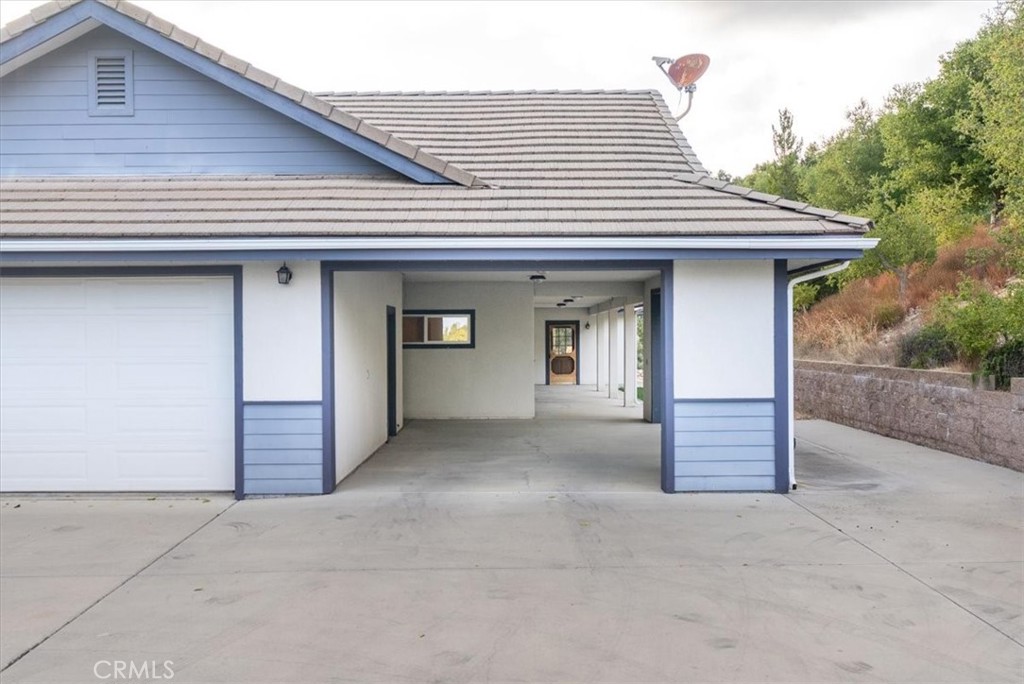 4242 Las Tablas Willow Creek Road