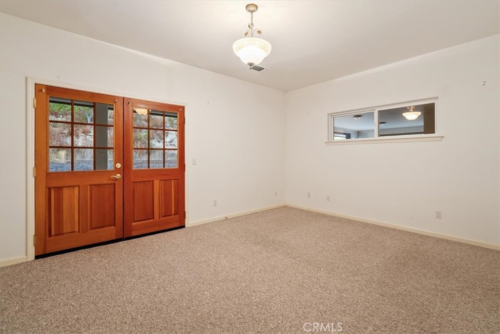4242 Las Tablas Willow Creek Road