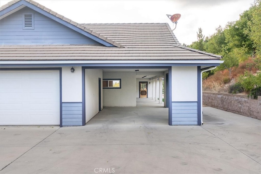4242 Las Tablas Willow Creek Road