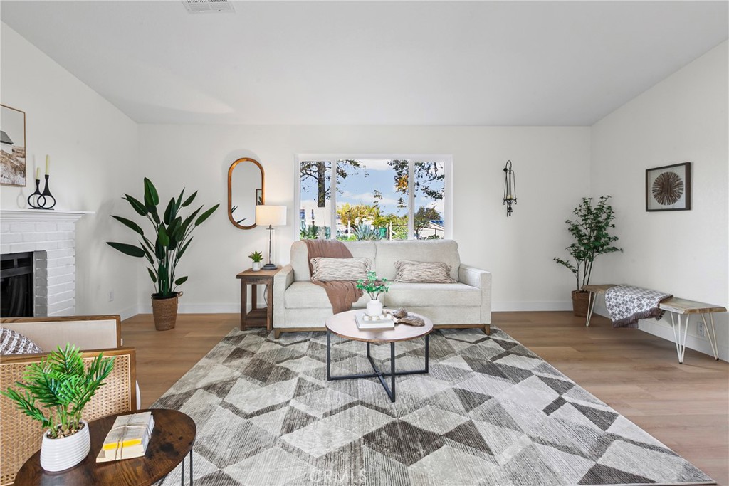 5658 Prancing Deer Place