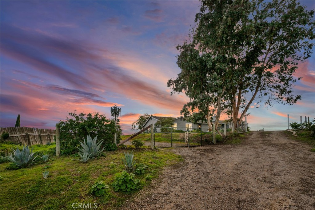 5658 Prancing Deer Place