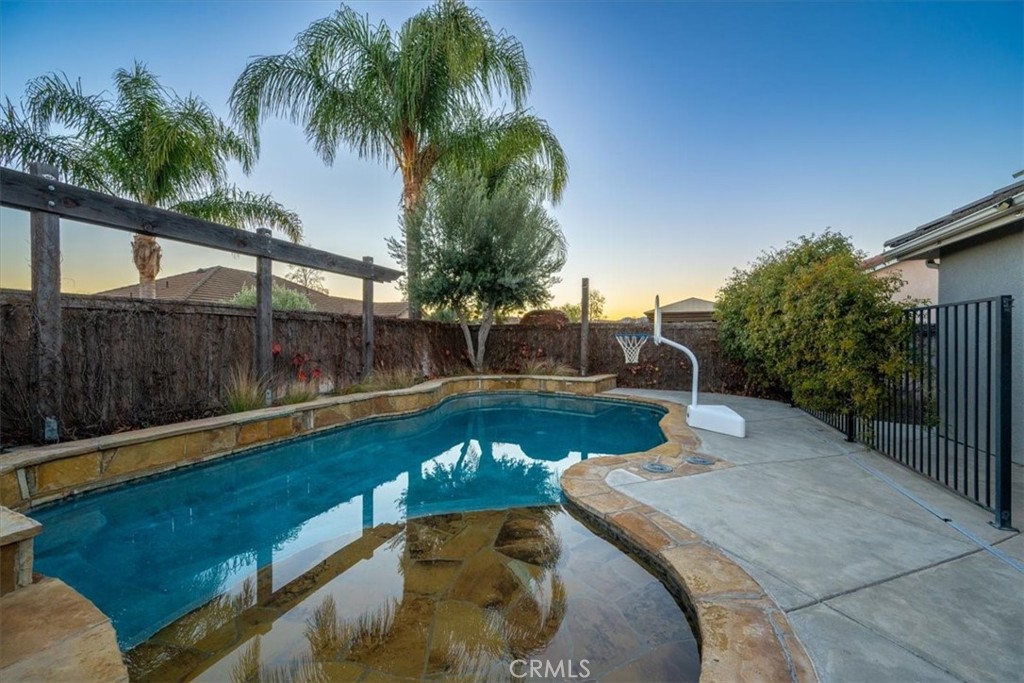 2638 Vineyard Circle