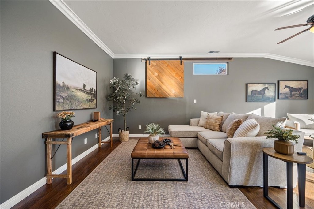 2638 Vineyard Circle