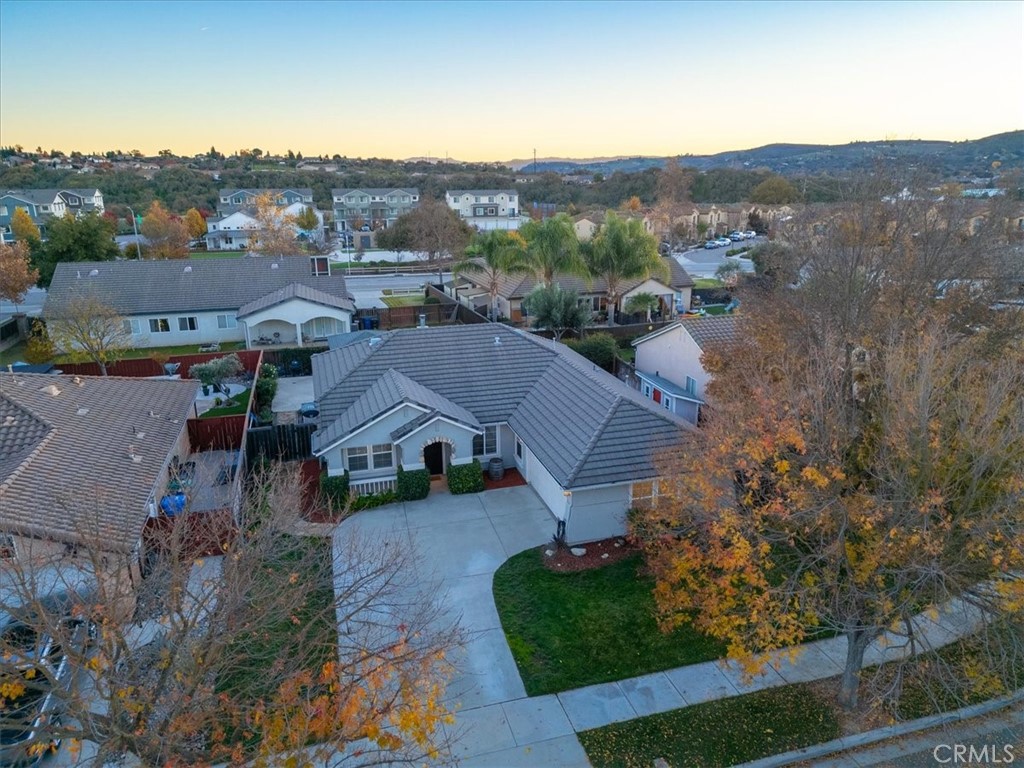 2638 Vineyard Circle