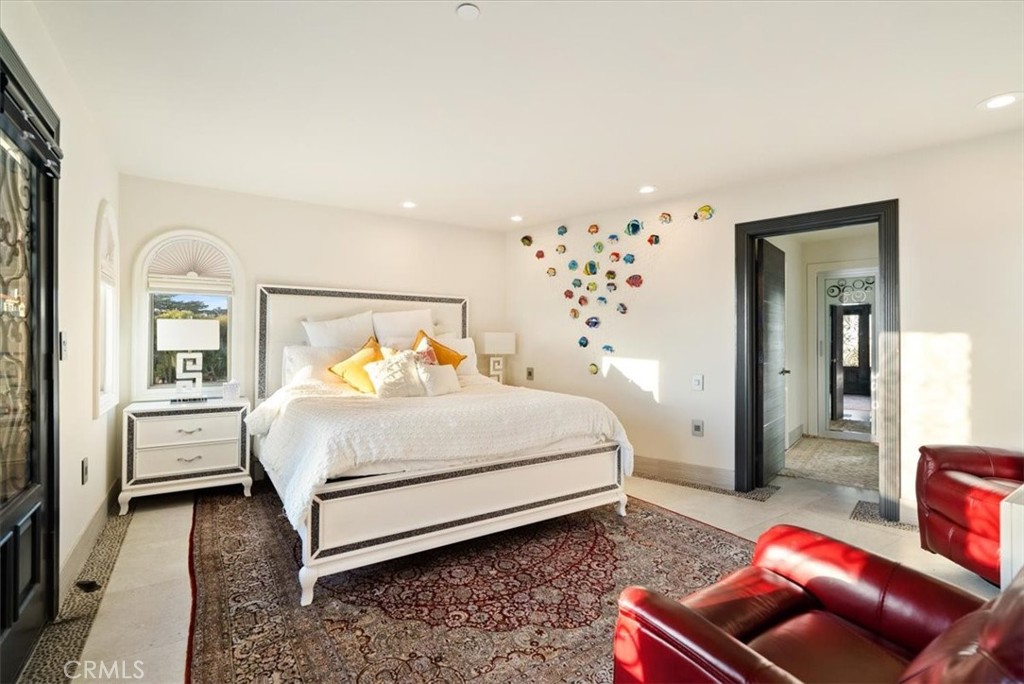 2090 Sherwood