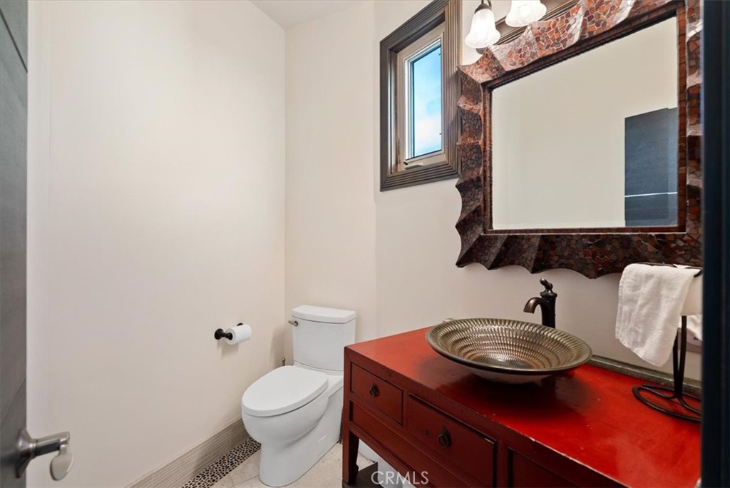 2090 Sherwood