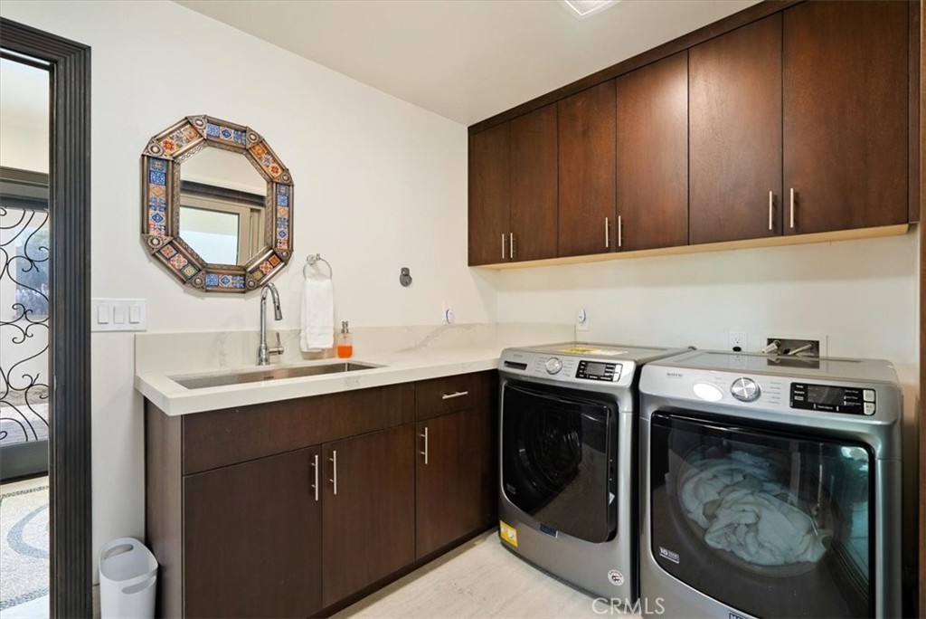 2090 Sherwood