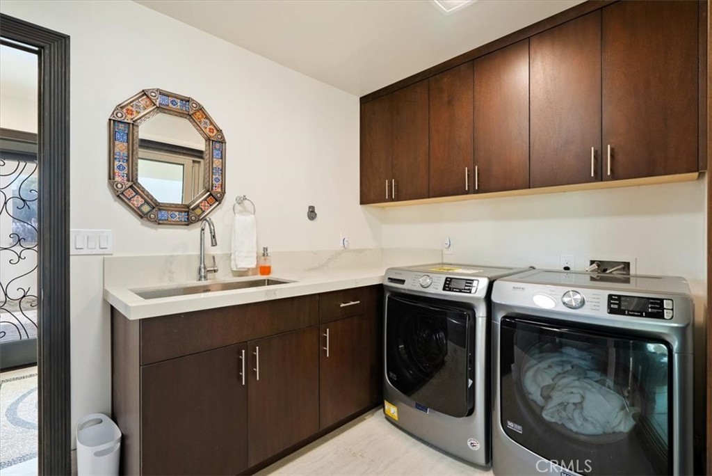 2090 Sherwood