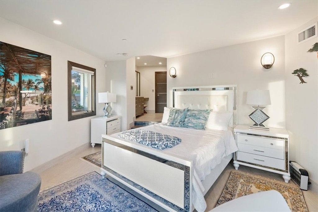 2090 Sherwood