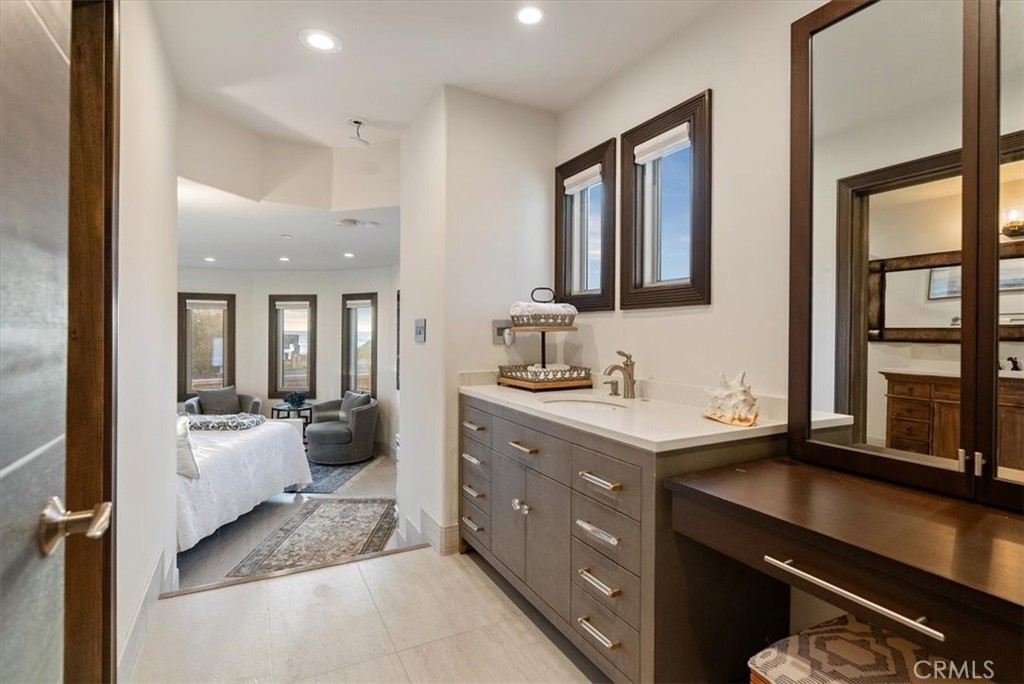 2090 Sherwood