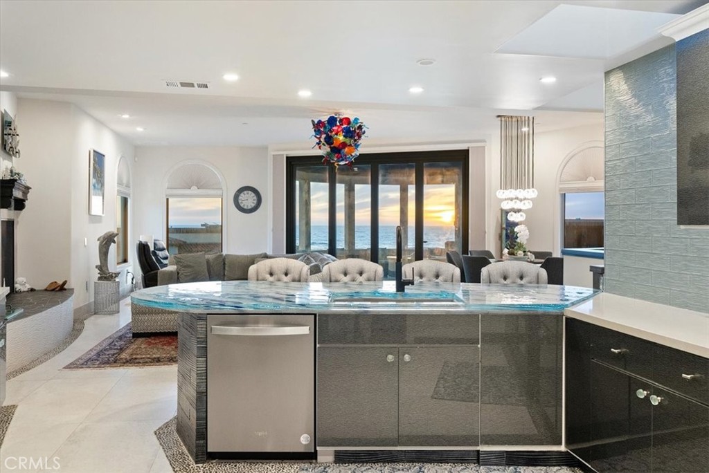 2090 Sherwood
