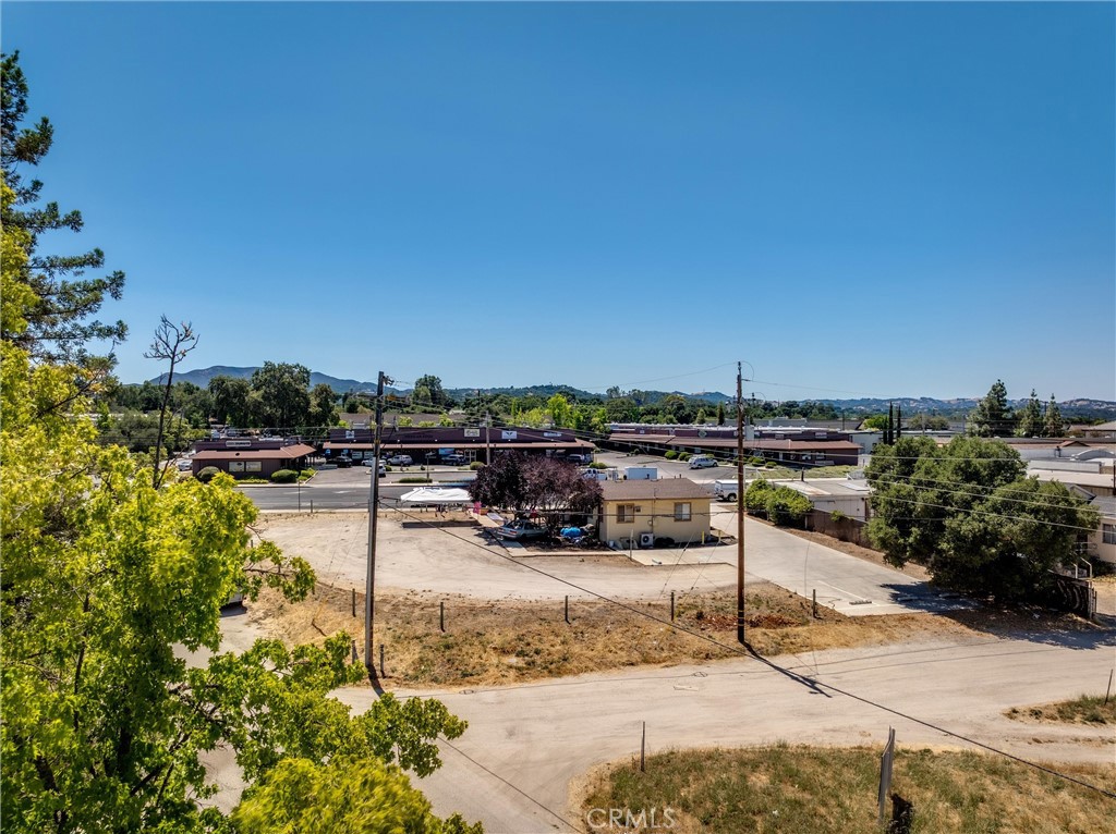 8575 El Camino Real
